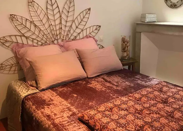 Le Cocon Des Halles-appartement Haussmannien Au Centre De