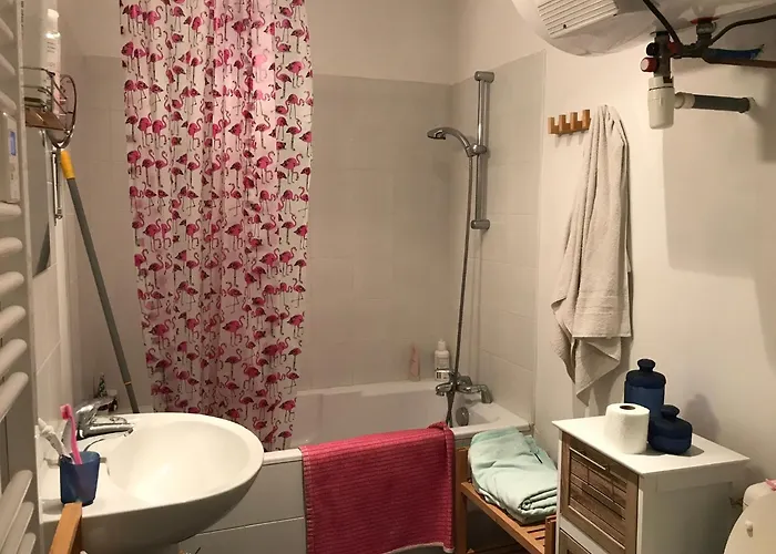 Le Cocon Des Halles-appartement Haussmannien Au Centre De