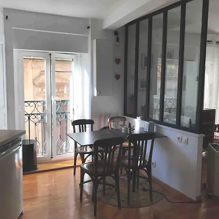 Le Cocon Des Halles-appartement Haussmannien Au Centre De セット