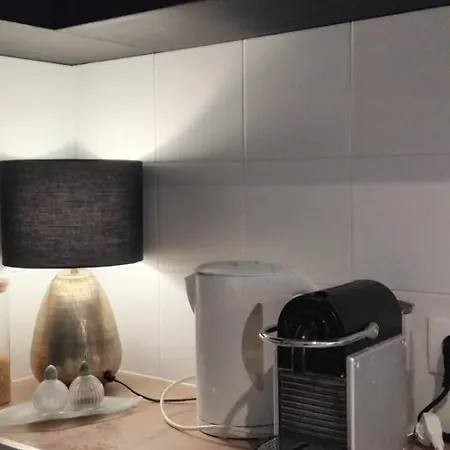 Le Cocon Des Halles-appartement Haussmannien Au Centre De